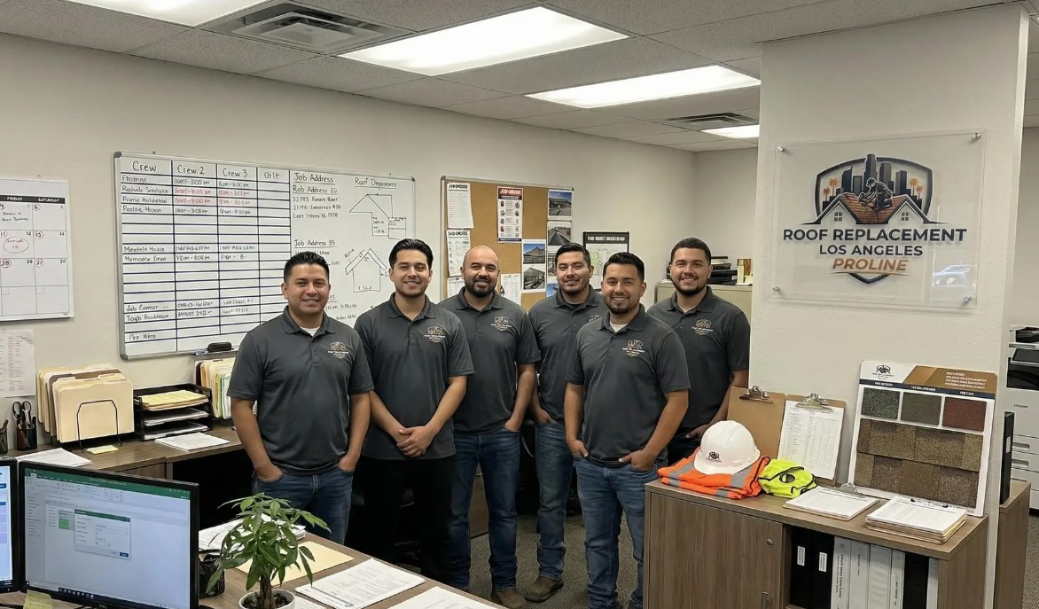 Professional roofing team at Roof Replacement Los Angeles Proline